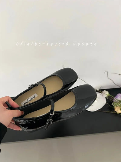 Eva™ – Cushioned & Wide-Fit Comfort Shoe