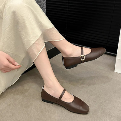 Ella™ – Cushioned & Wide-Fit Comfort Shoe